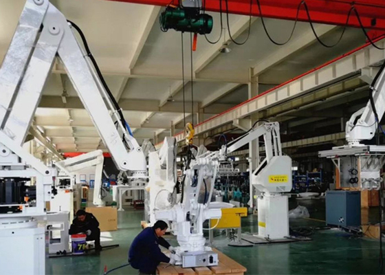 Floor Mounted IP 65 Palletizing Robot Dan Pallet Lifting Device di industri gandum